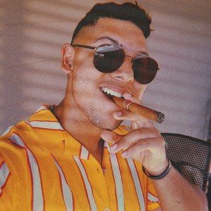 Meet your Posher, Hector